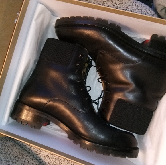 Mens Louis Vuitton Paris Trapman Flat Black Calf Boots in Black - Picture 2 of 14